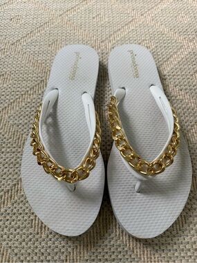 Prima Donna White Sandal Thong with Gold Chain Detail